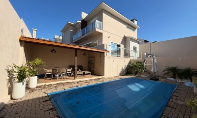 Casa de alto padrão no bairro Érica