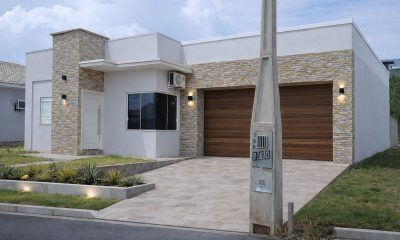 Casa plana – alto padrão – bairro Becker